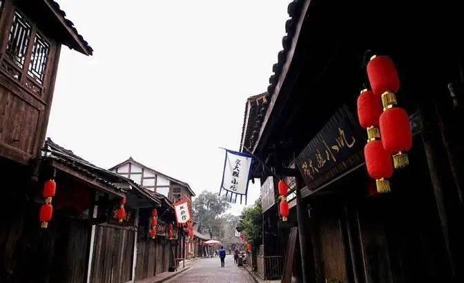 西媒：在塞维利亚失去位置，拉基蒂奇即将转会利雅得青年人